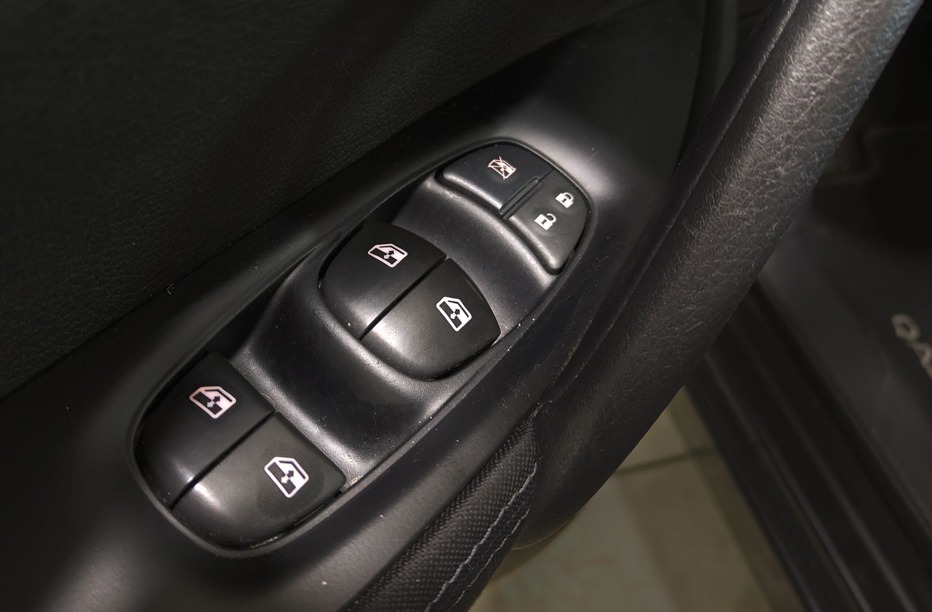 Nissan Qashqai dCi N-Style DCT - foto 29