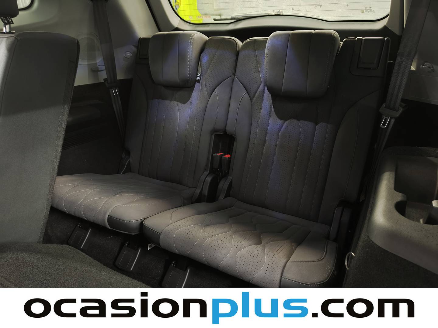 Extras y acabados del EBRO S800 EBRO S800 1.6 TGDI Premium DCT (147 CV) 7 Plazas