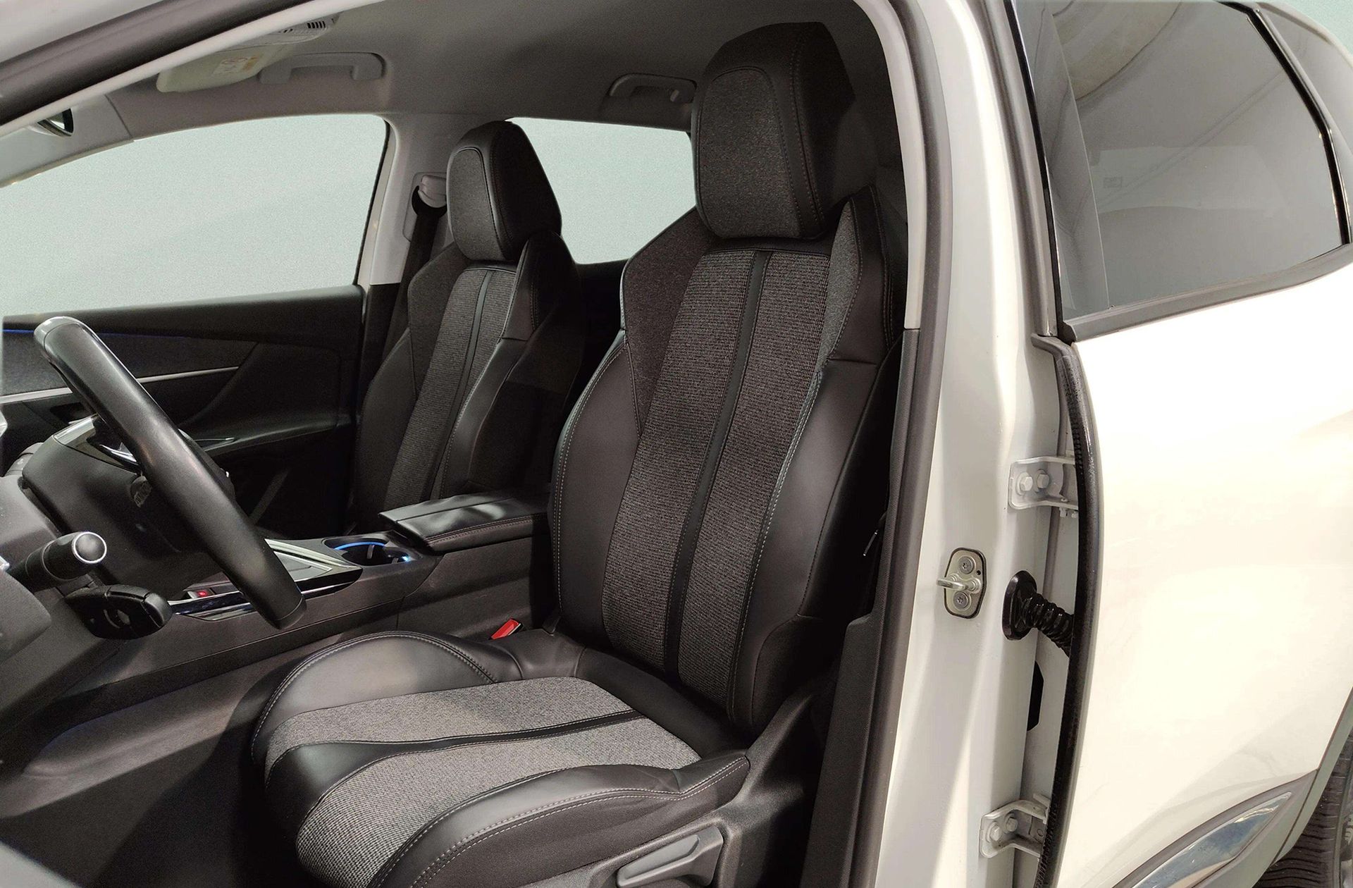Peugeot 3008 PureTech 130 Allure - foto 16
