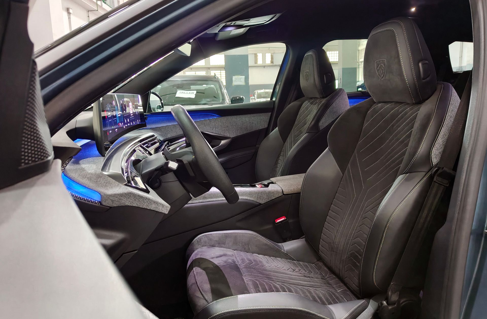 Peugeot 5008 1.2 GT eDCS6 7 plazas - foto 14