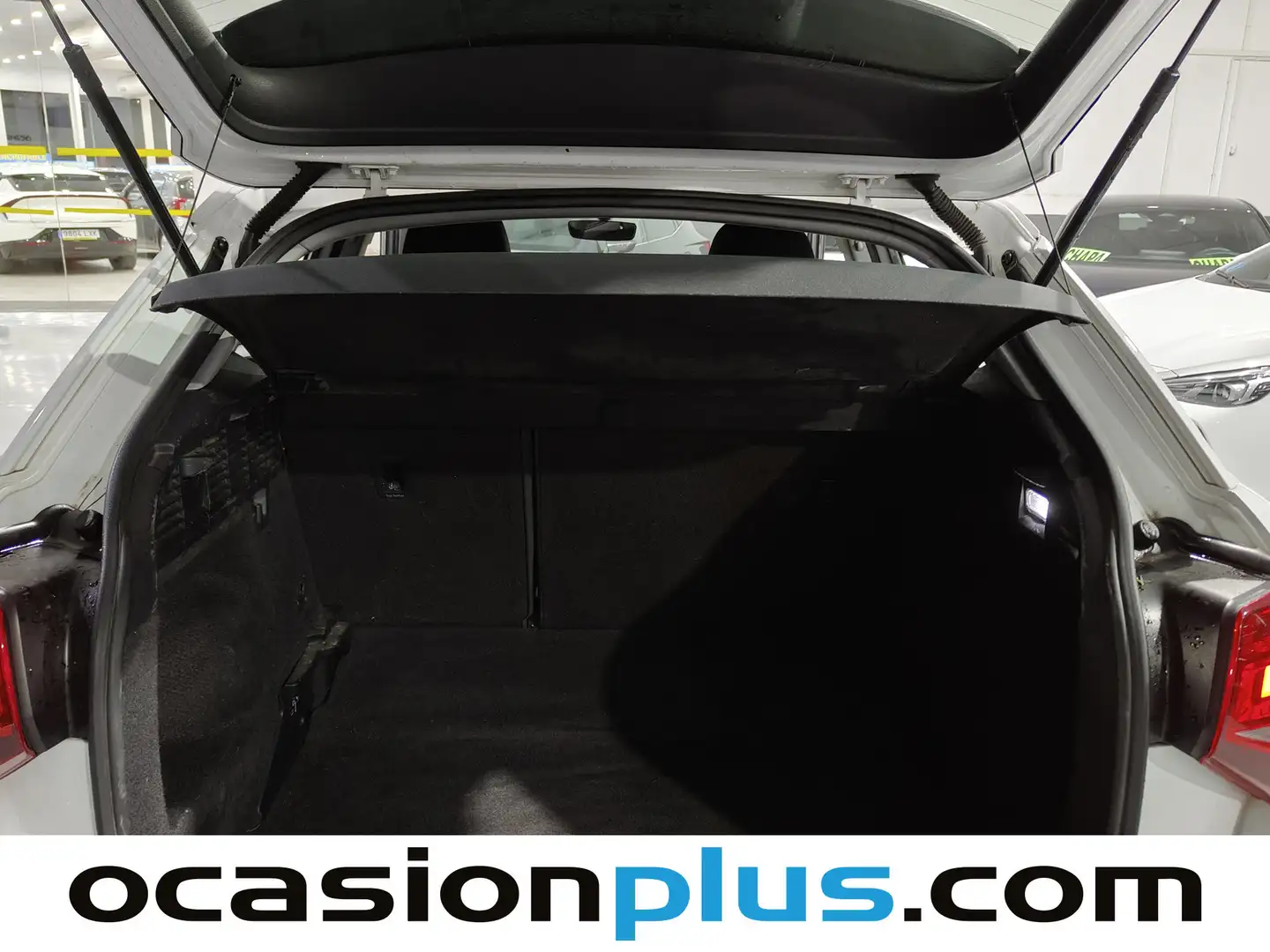 Foto Audi Q2 Audi Q2 Advanced 30 TDI (116 CV) S tronic