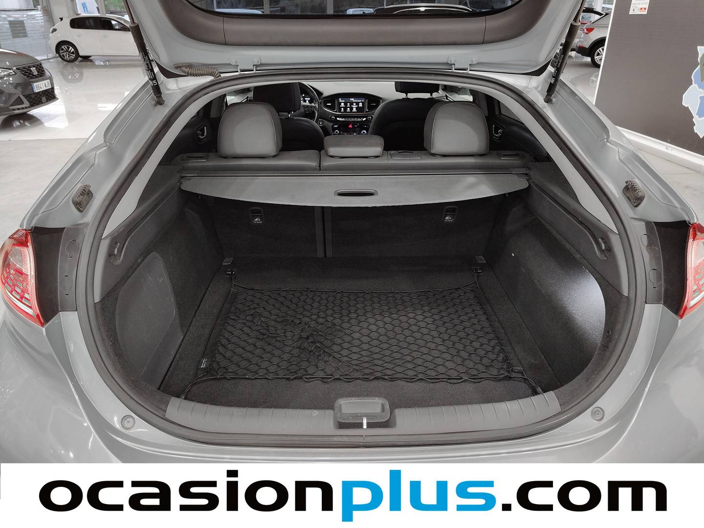 Foto Hyundai IONIQ Hyundai Ioniq EV Style (120 CV)