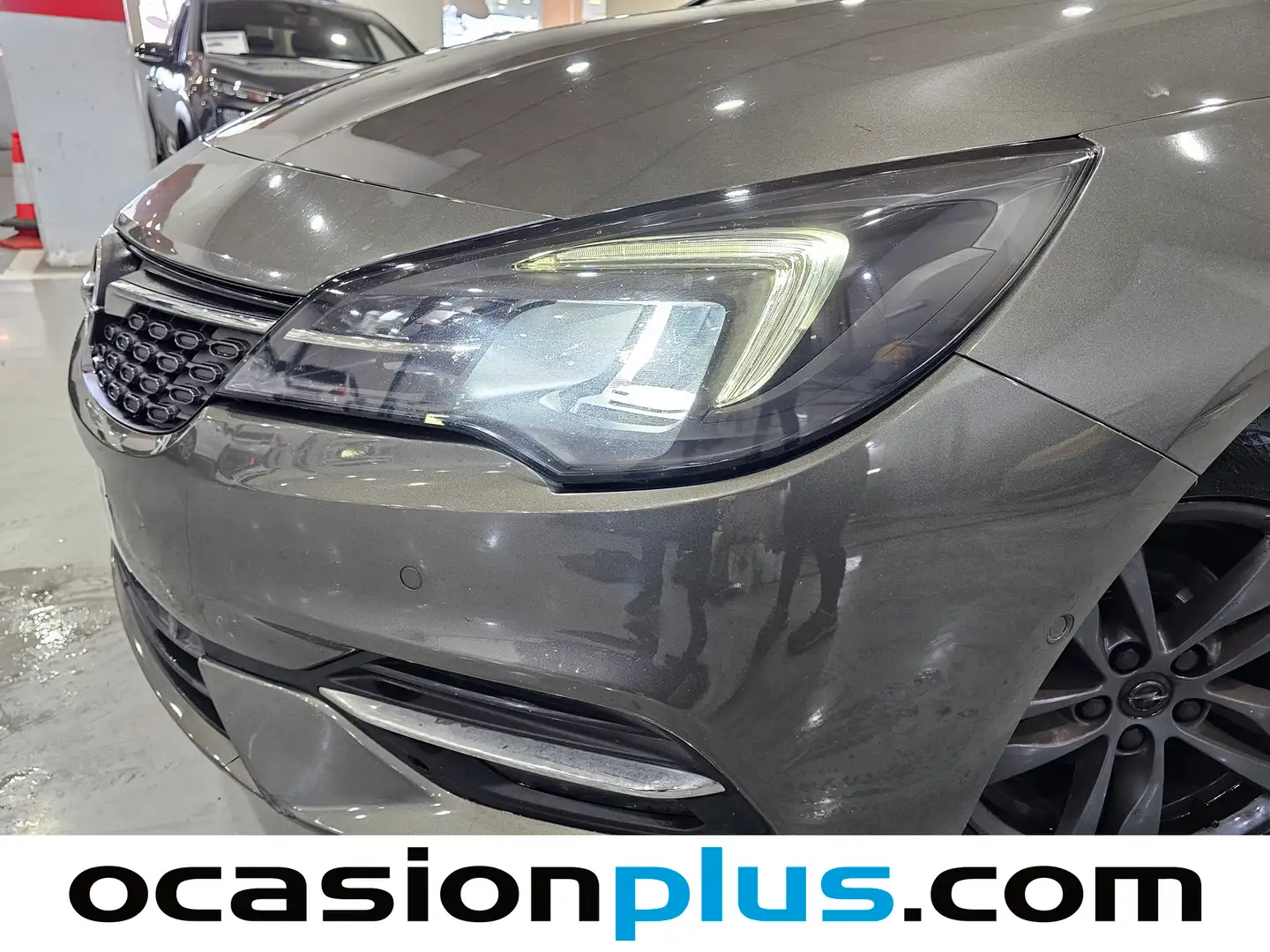 Foto Opel Astra Opel Astra 1.5D DVH Design & Tech (122 CV)