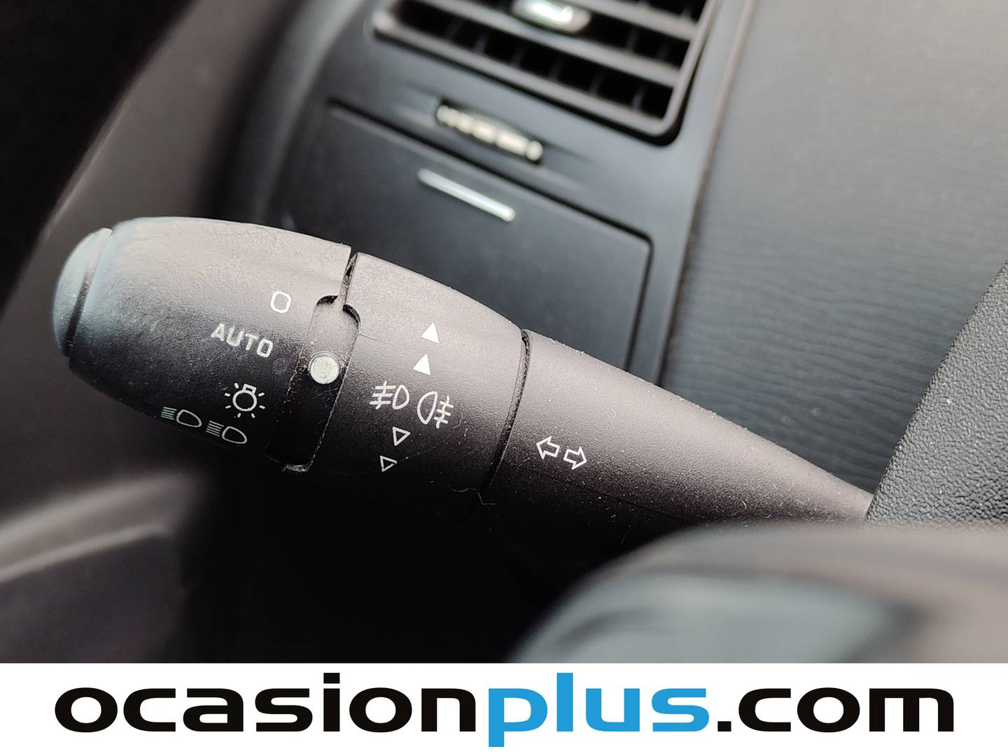 Extras y acabados del Citroën C4 Citroën C4 1.6 16v Collection  (110 CV)