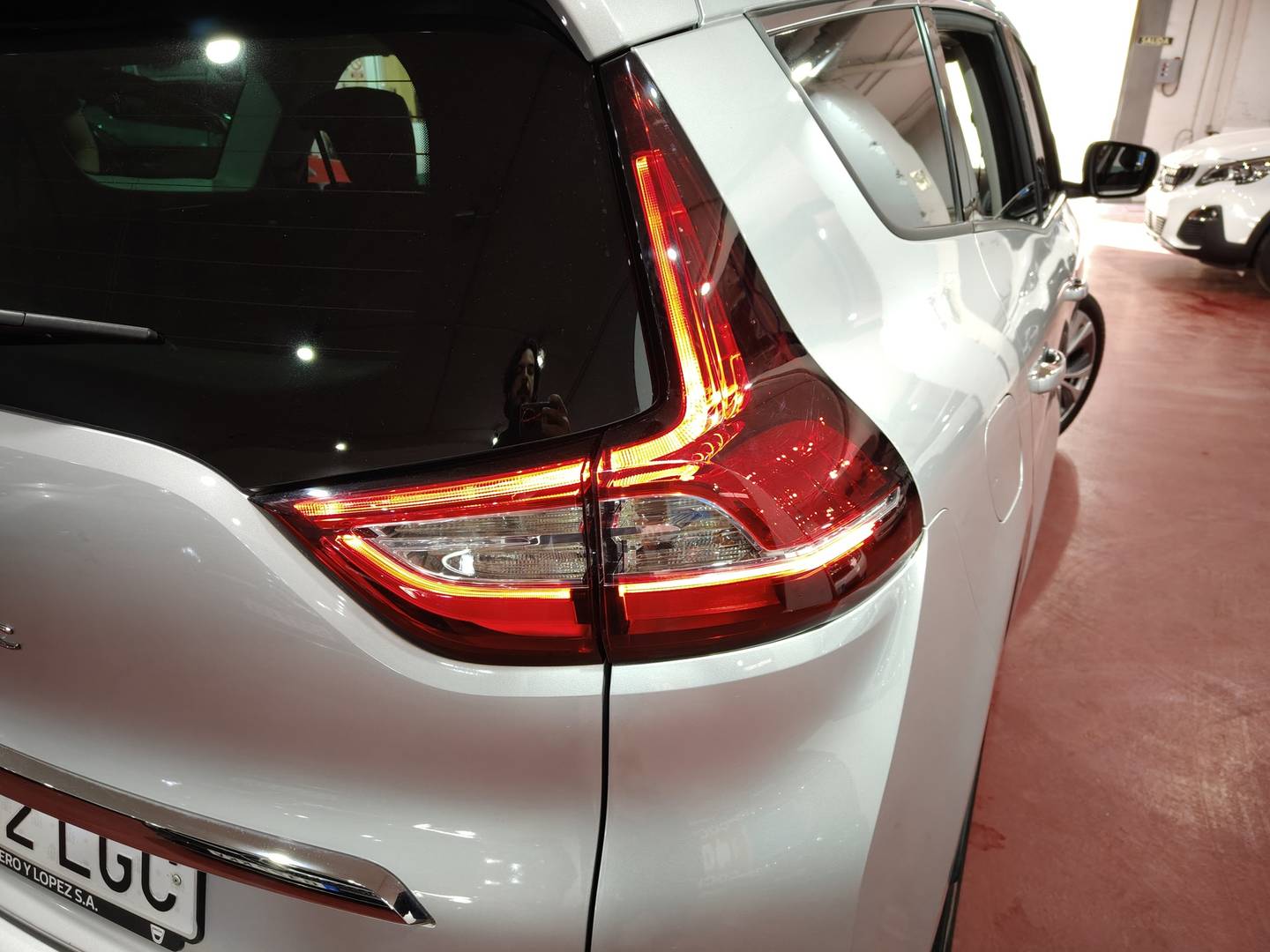 Foto Renault Grand Scénic Renault Grand Scenic Limited TCe (140 CV) EDC GPF 7 Plazas