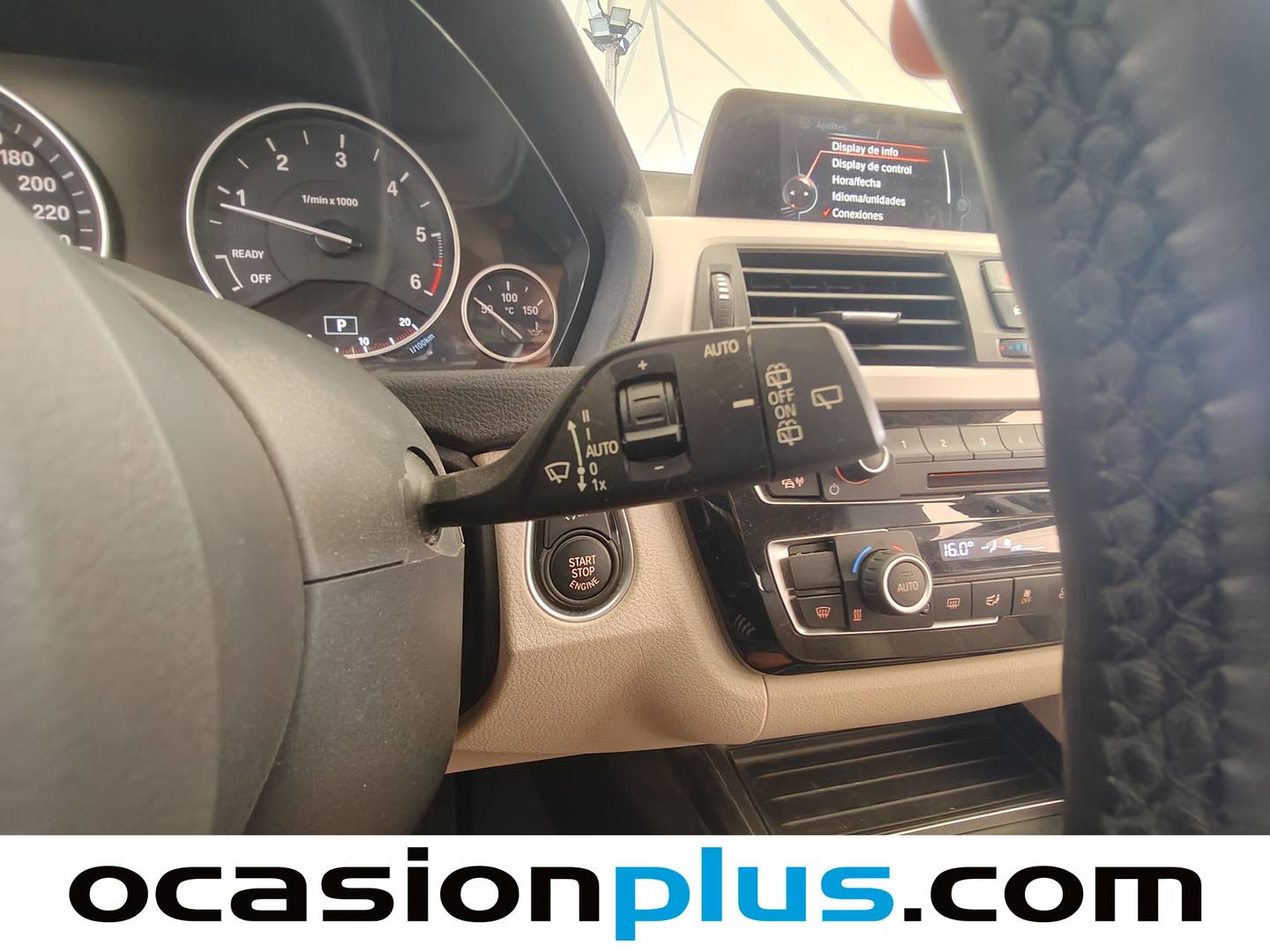 Foto BMW Serie 3 BMW Serie 3 318d Touring  (150 CV)