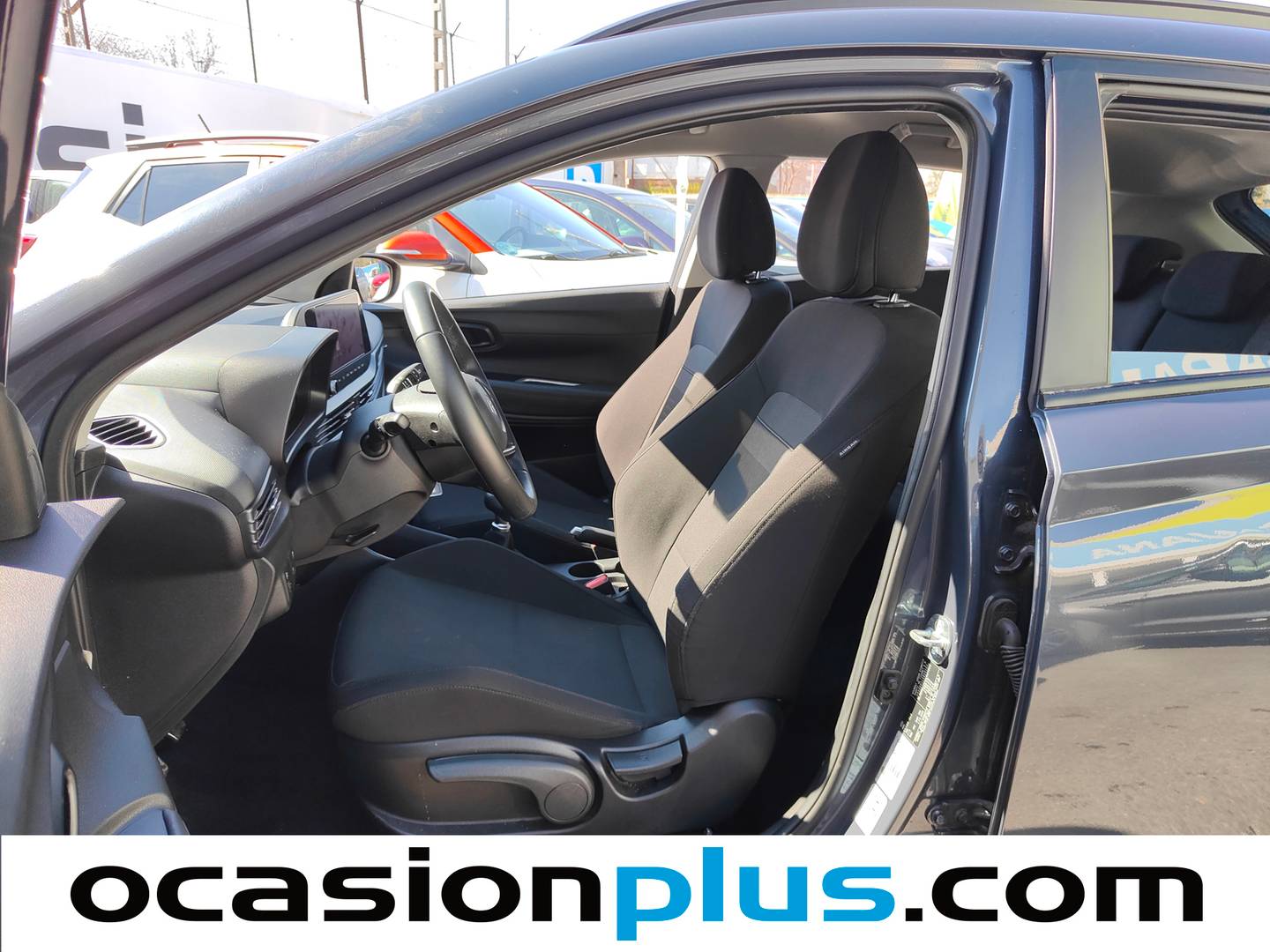 Foto asientos delanteros Hyundai Bayon Hyundai Bayon 1.2 MPI Maxx (79 CV)
