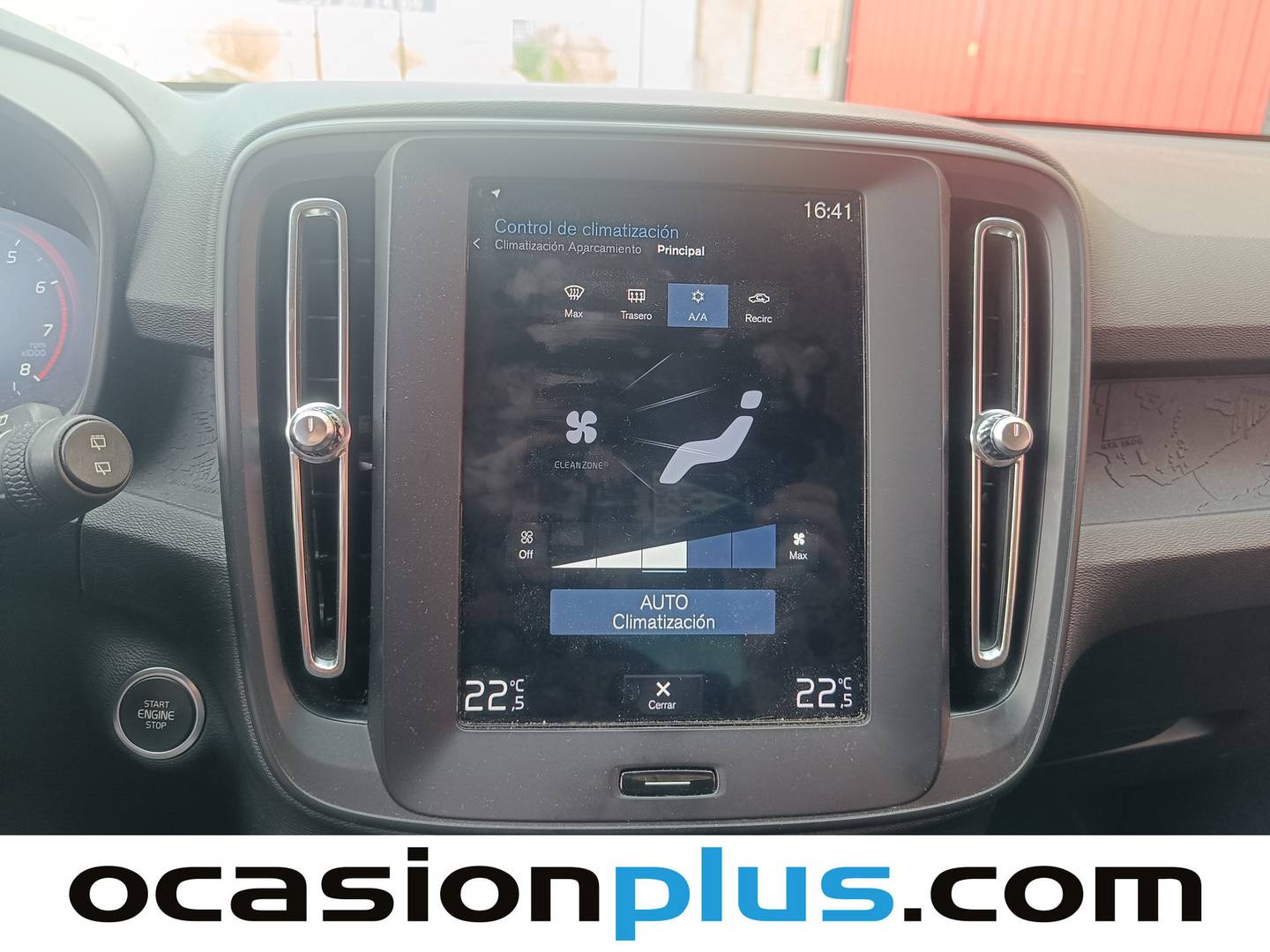 Foto Volvo XC40 Volvo XC40 T4 Auto (190 CV)