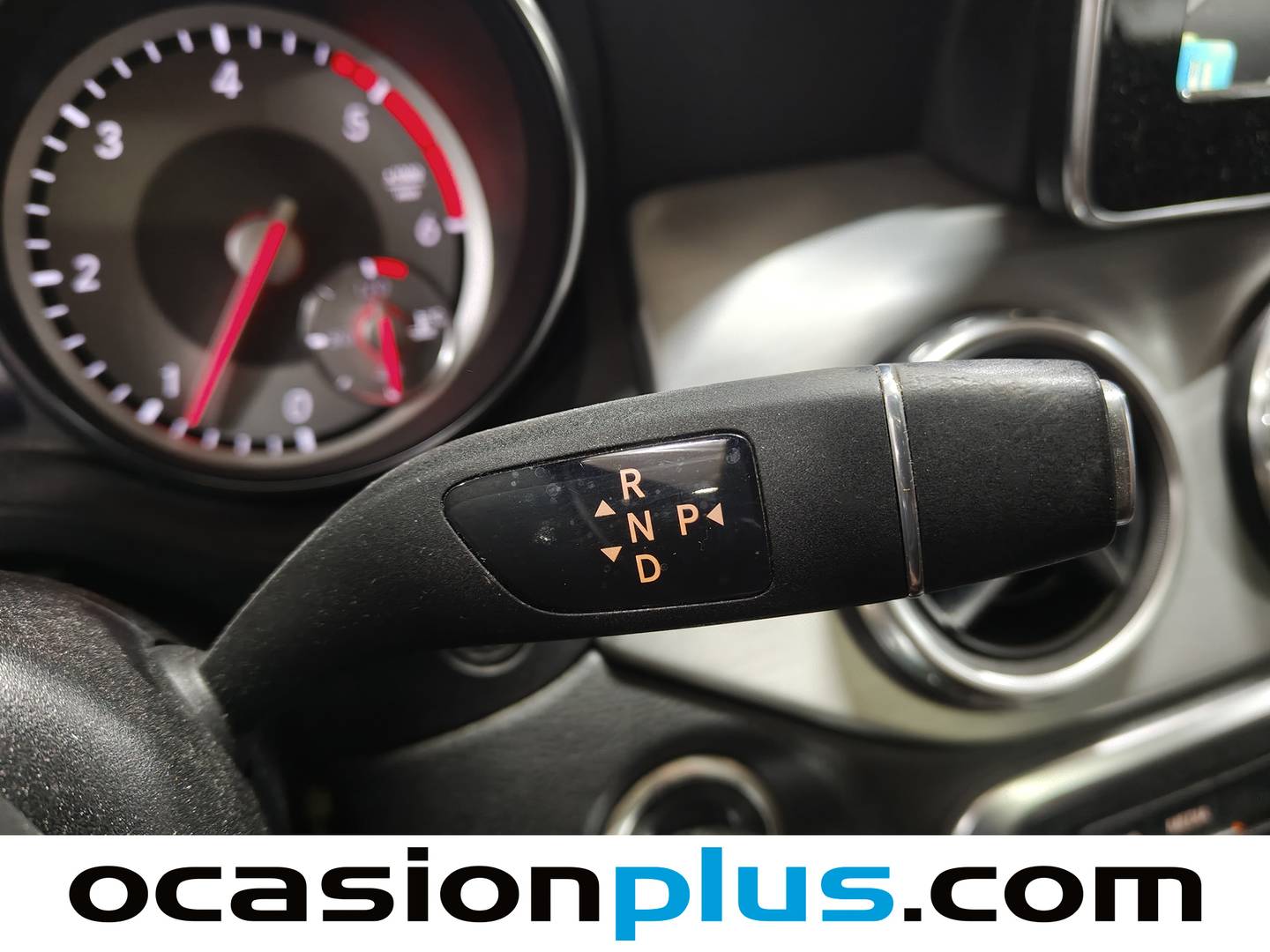 Foto Mercedes GLA Mercedes-Benz GLA 200 d (136 CV)