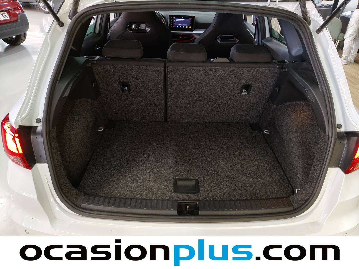 Foto asientos delanteros Seat Arona Seat Arona 1.5 TSI FR Special Edition DSG (150 CV)