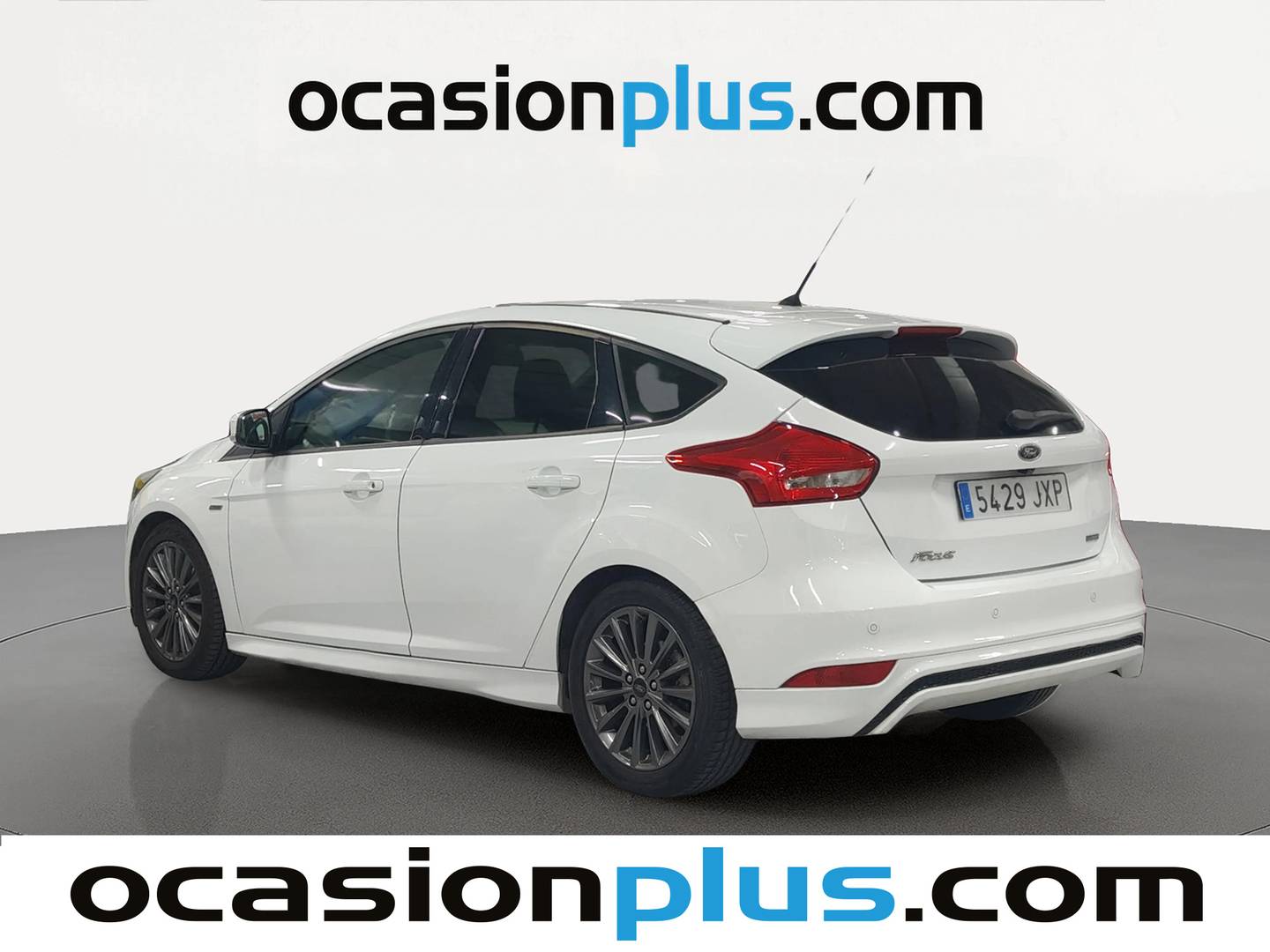 Foto trasera Ford Focus Ford Focus 1.0 Ecoboost S&S ST-Line (125 CV) izquierda