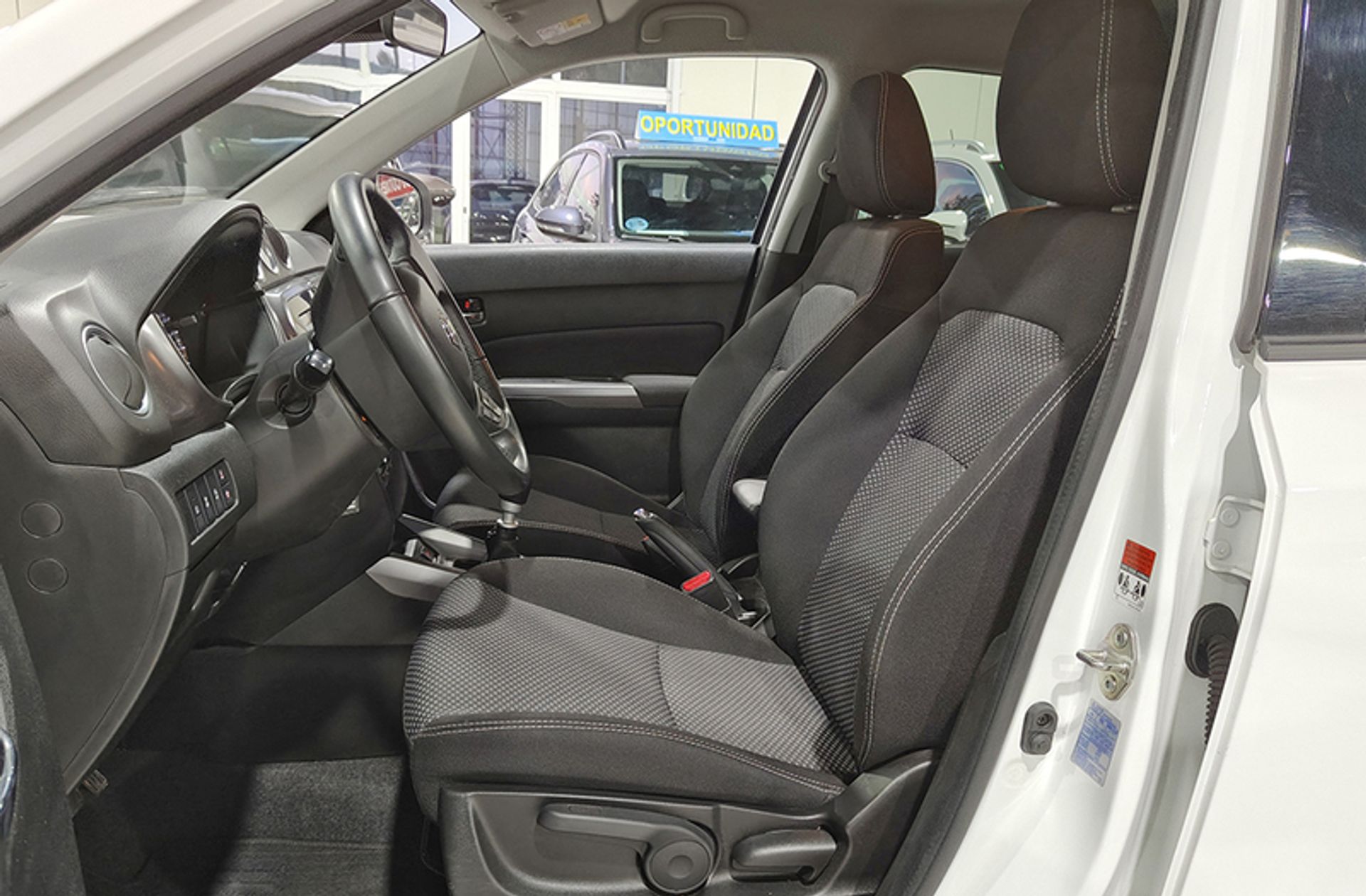 Suzuki Vitara 1.4 Turbo Mild Hybrid GLE - foto 10