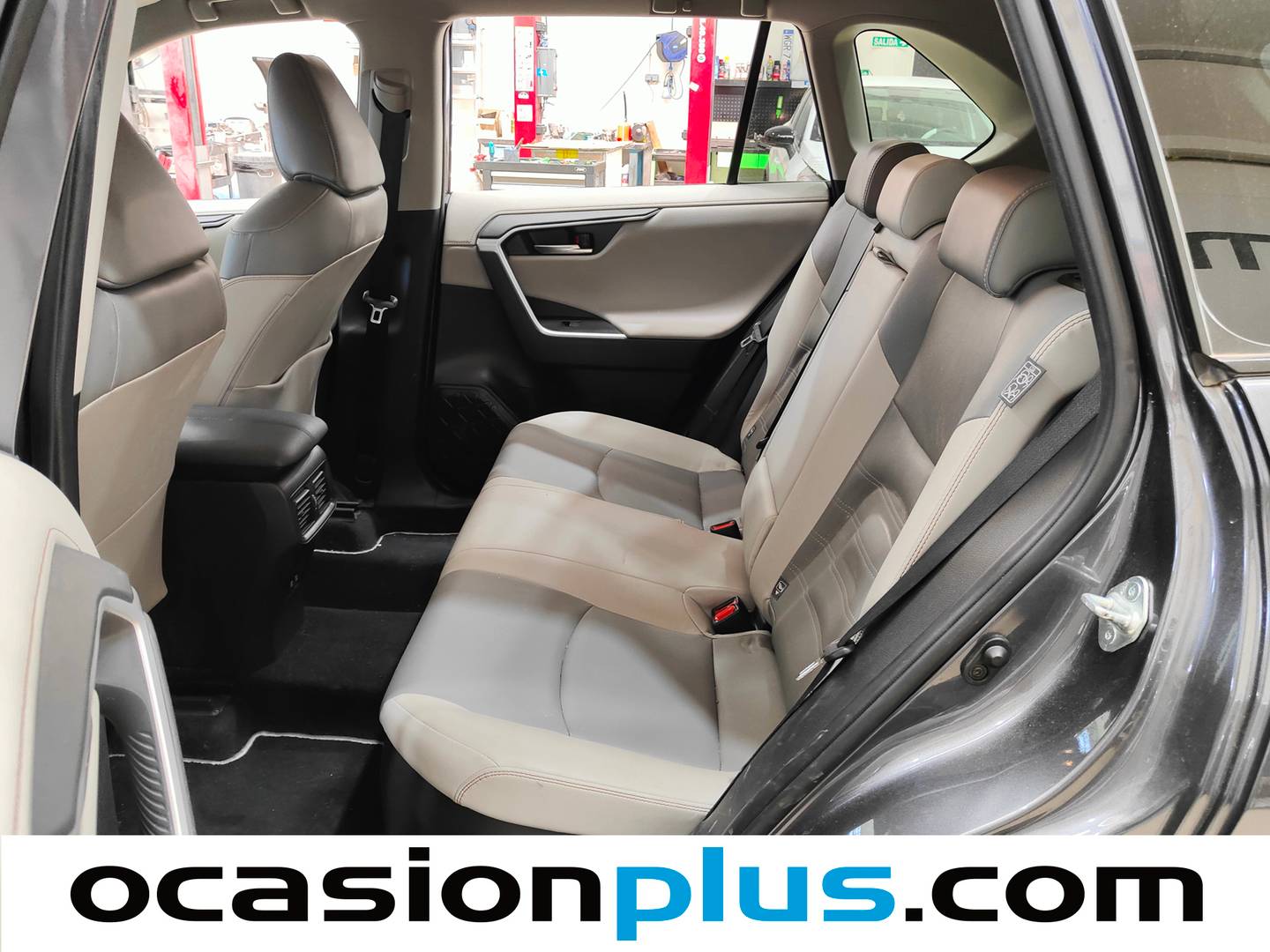 Foto asientos traseros Toyota Rav4 Toyota Rav4 2.5l Hybrid Luxury (218 CV)