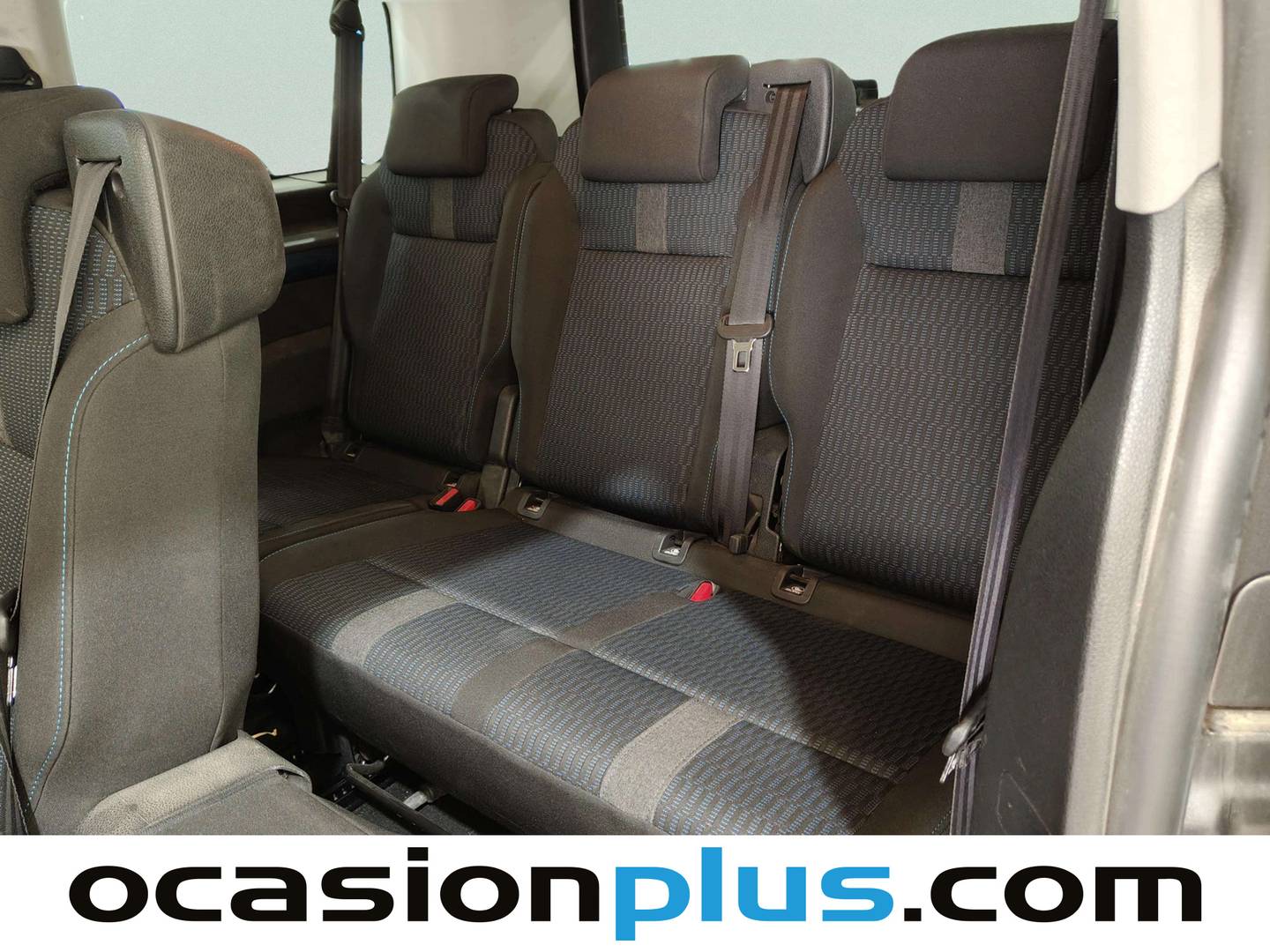 Extras y acabados del Peugeot Traveller Peugeot Traveller BlueHDi 150 Active Standard  (150 CV) 8 plazas