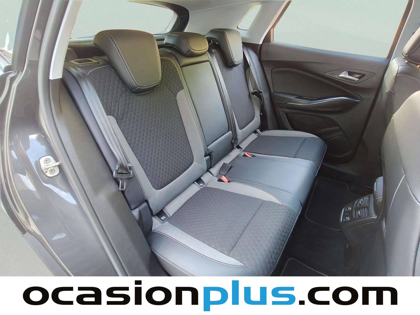 Opel Grandland X Opel Grandland X 1.2 Turbo Ultimate (130 CV) gasolina