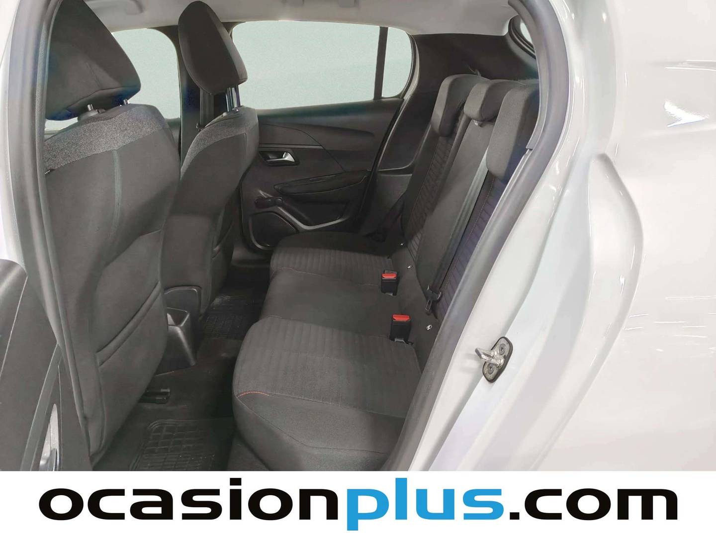 Foto asientos traseros Peugeot 208 Peugeot 208 BlueHDi 100 Active (100 CV)