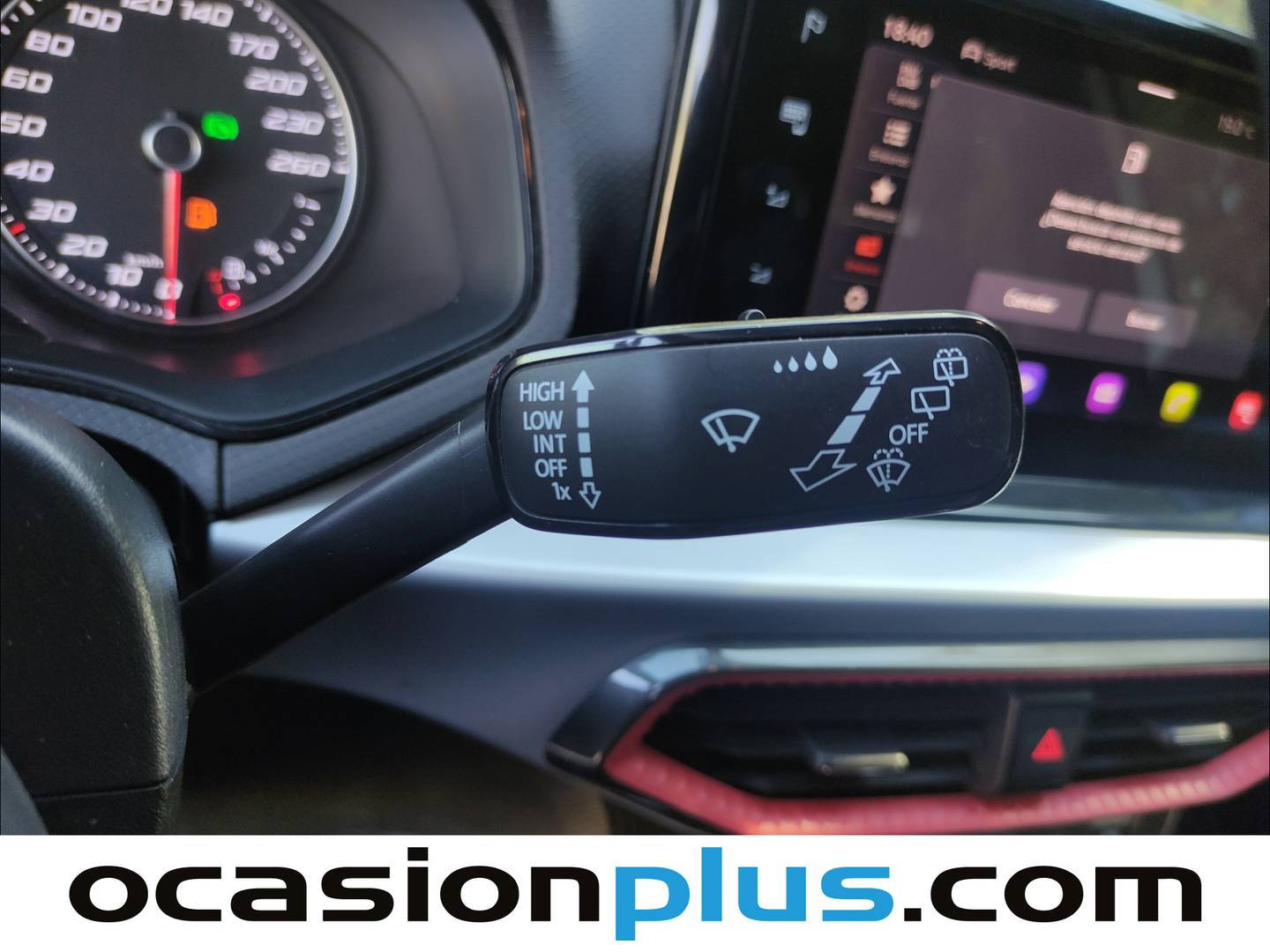 Foto Seat Arona SEAT Arona 1.5 TSI FR DSG (150 CV)