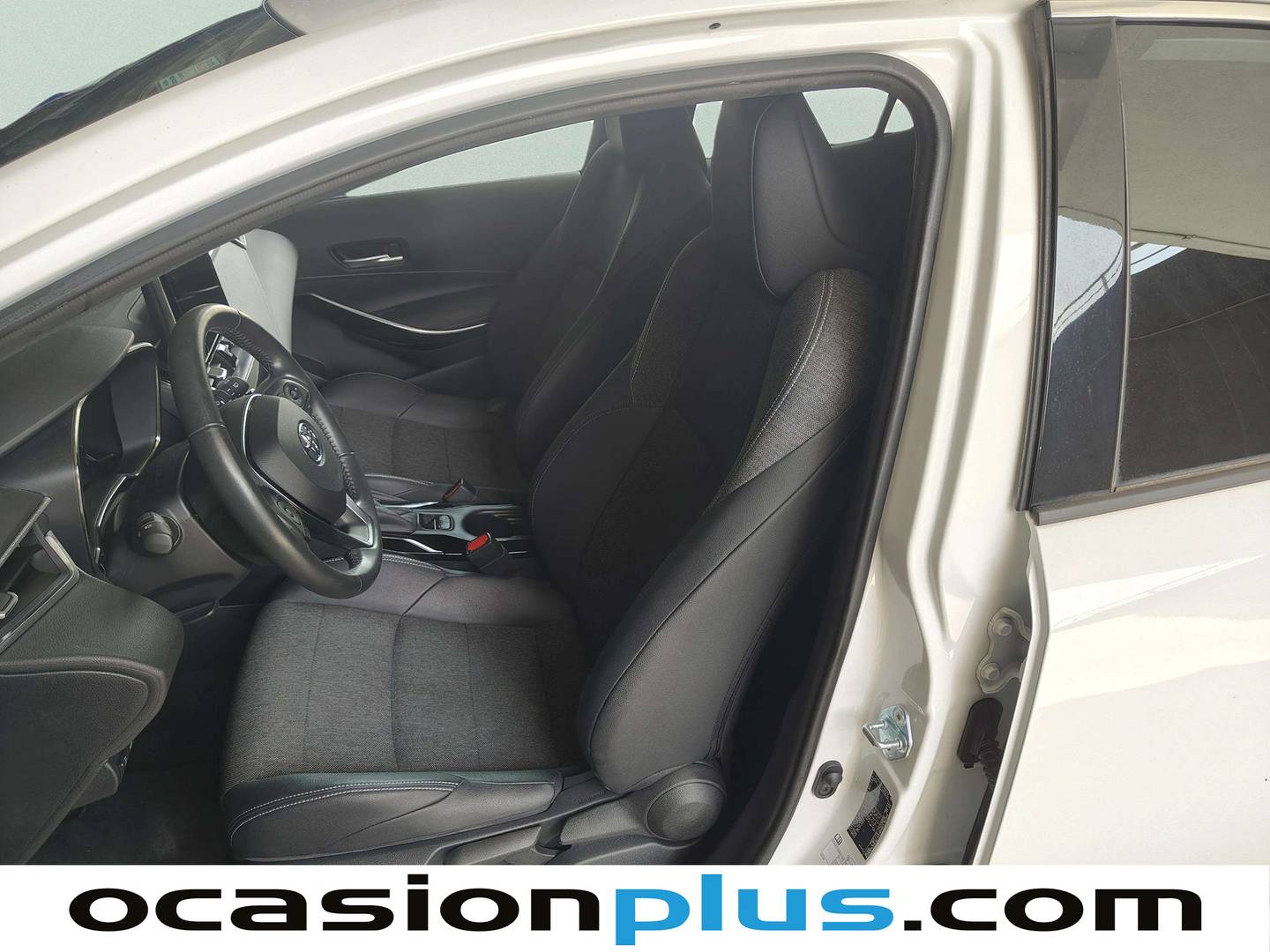 Foto asientos delanteros Toyota Corolla Toyota Corolla 1.8 125H Style E-CVT (122 CV)