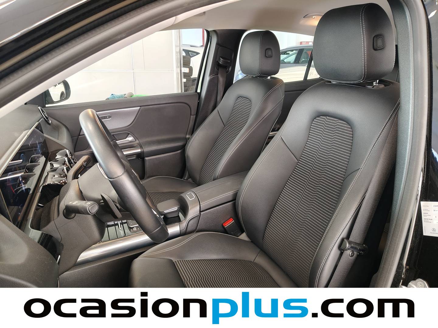 Foto asientos delanteros Mercedes GLA Mercedes GLA 200 (163 CV)