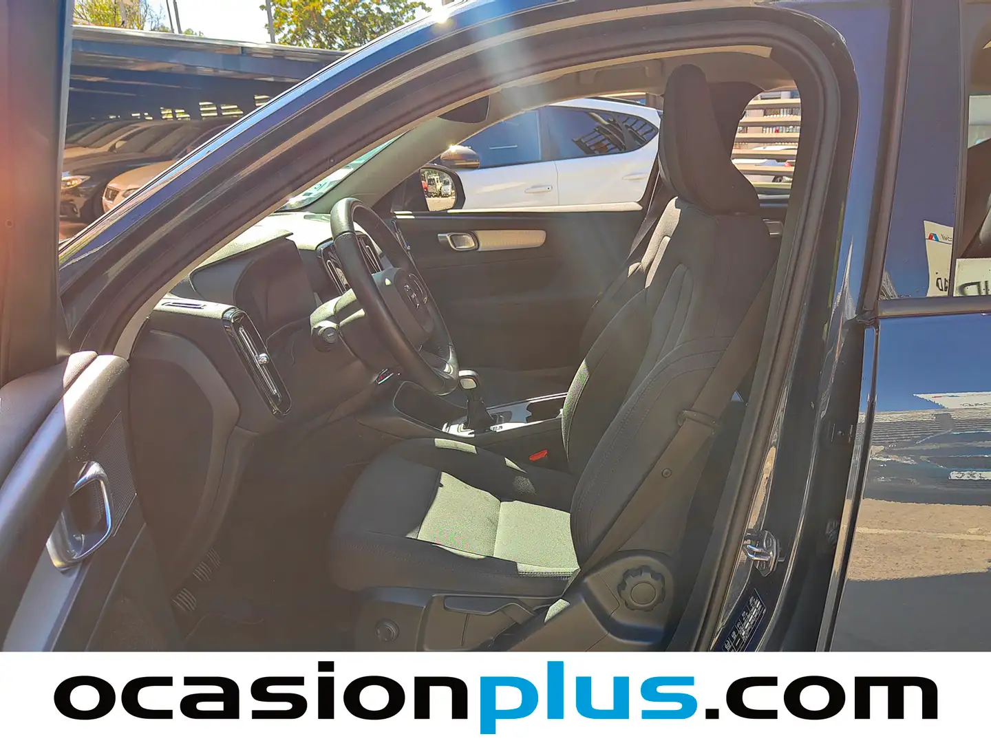 Foto Volvo XC40 Volvo XC40 T3 Momentum Pro (163 CV)