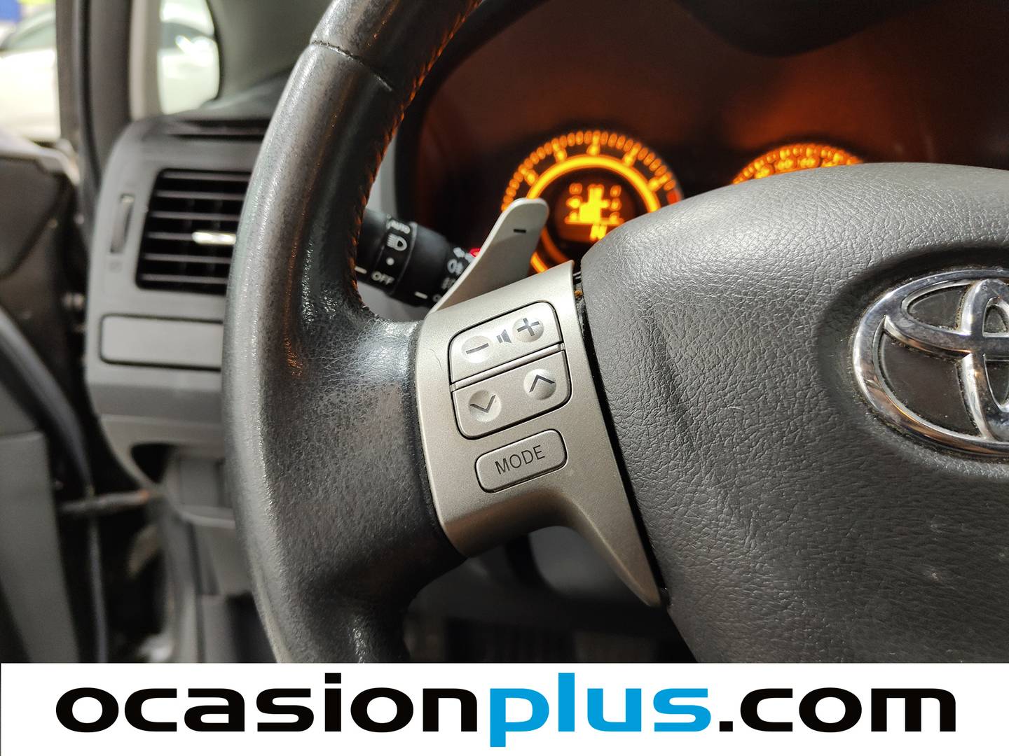 Toyota Auris Toyota Auris 1.6 VVT-I Dual Sol M/M (124 CV) de ocasión