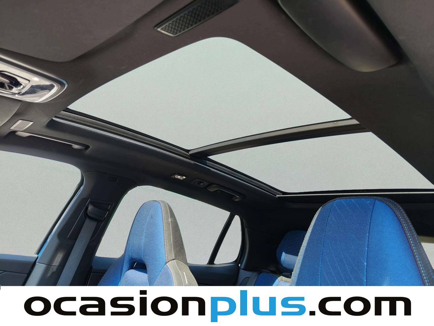 Extras y acabados del Lynk & Co 01 Lynk & Co 01 1.5 PHEV (261 CV)