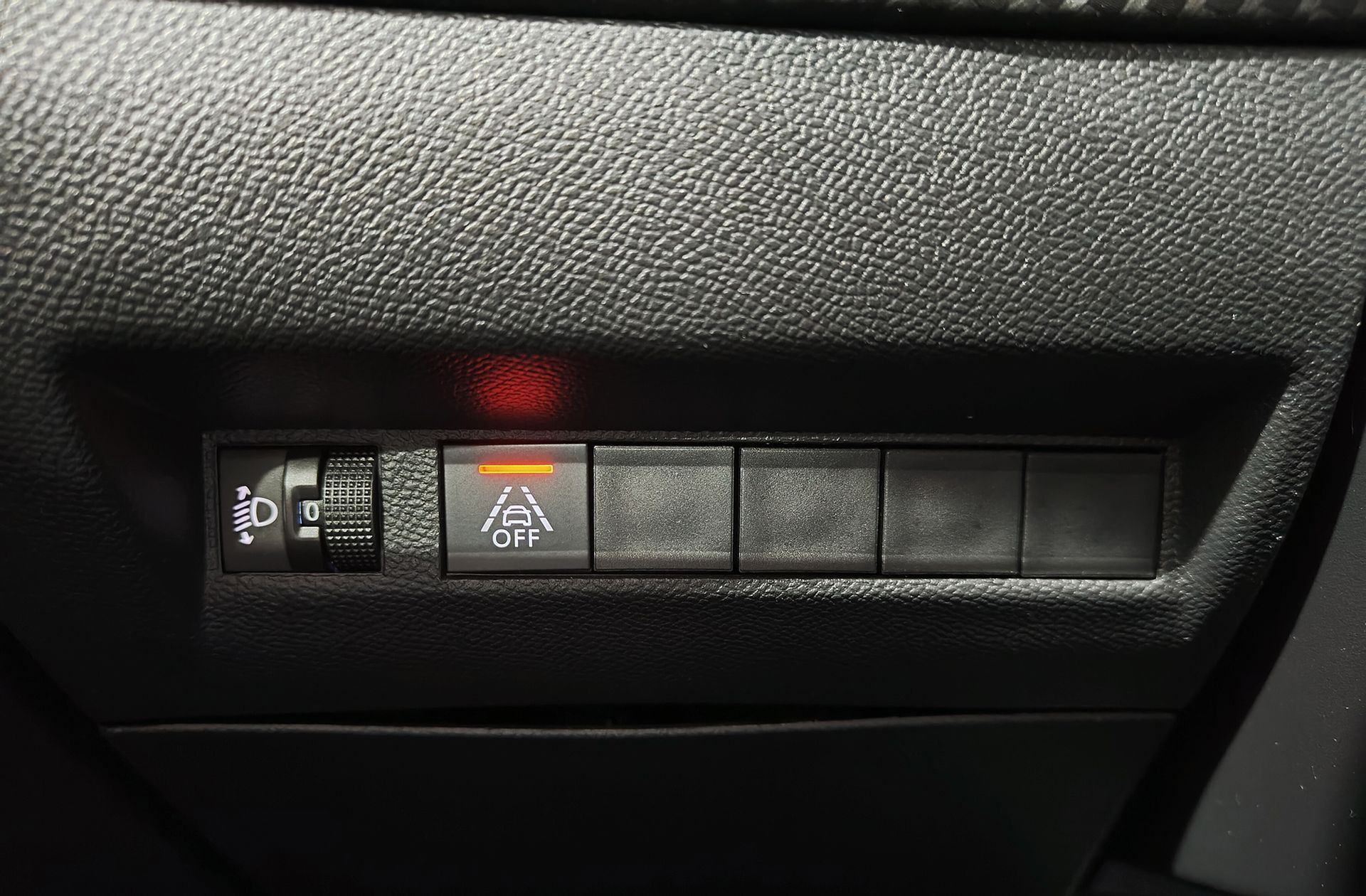 Peugeot 2008 PureTech 100 Allure - foto 28