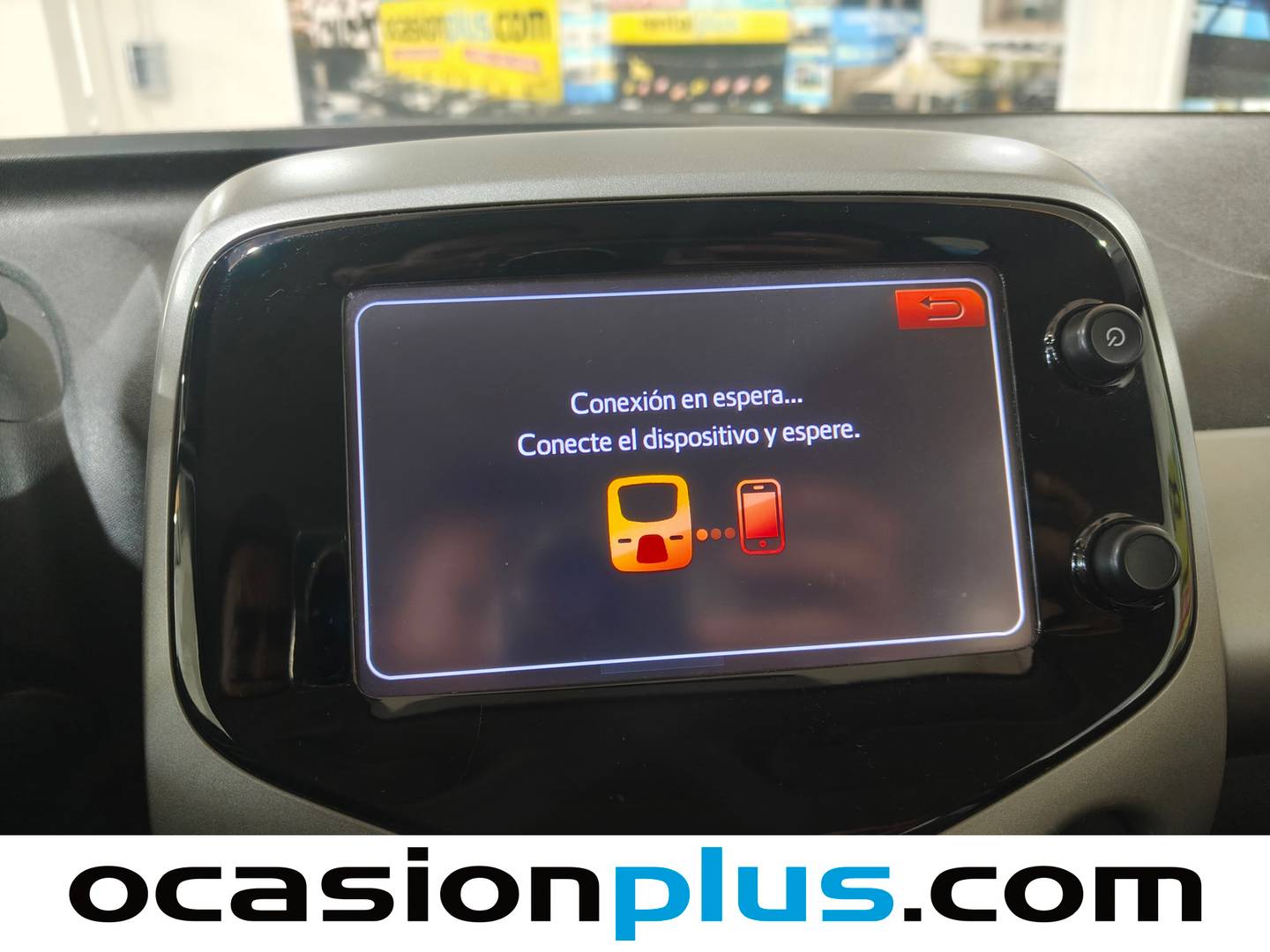 Extras y acabados del Toyota Aygo Toyota Aygo 70 x-play business (69 CV)