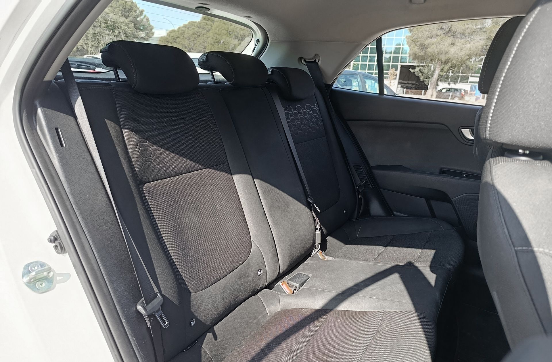 Kia Rio 1.0 T-GDi MHEV iMT Drive - foto 18
