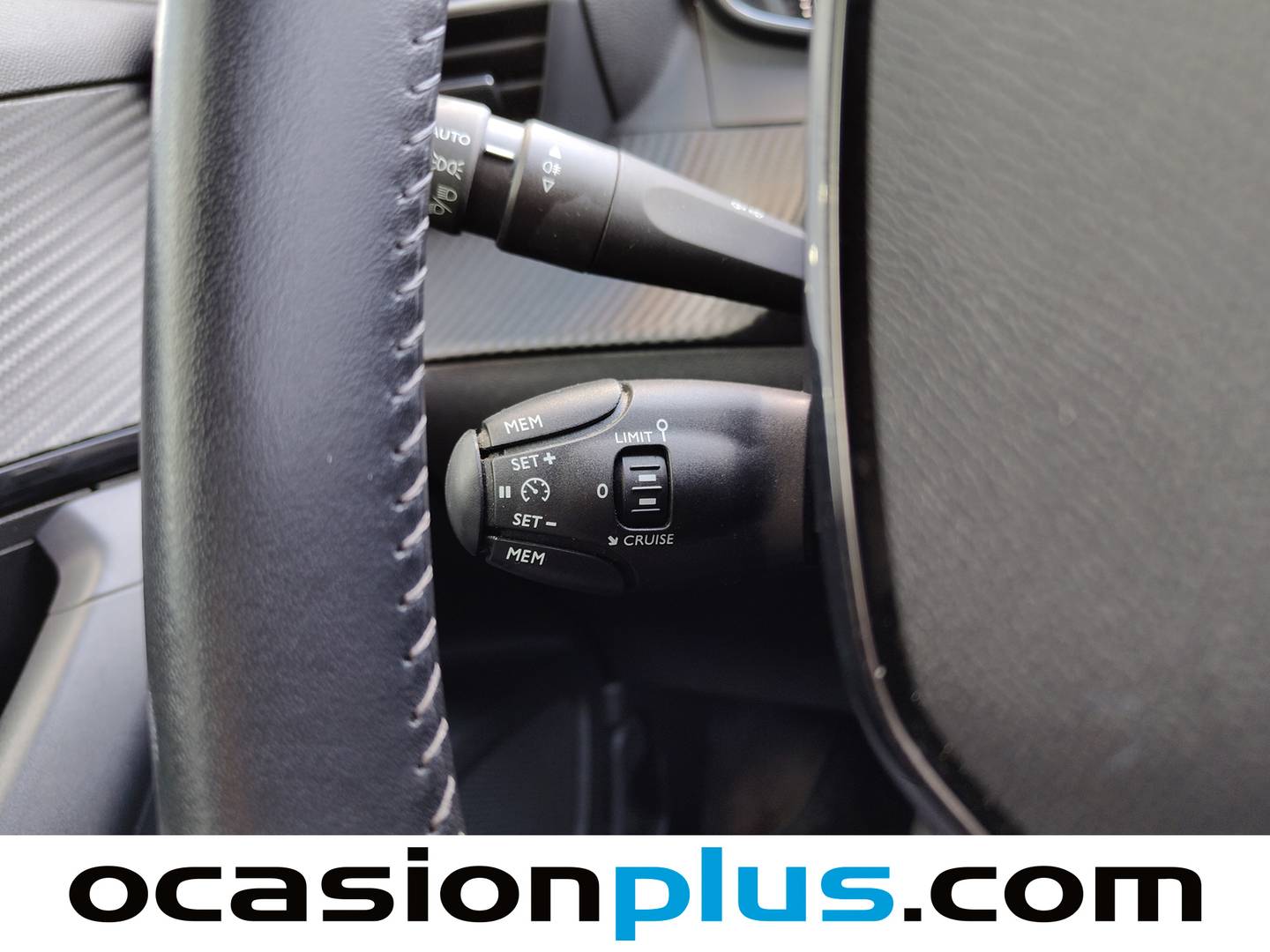 Foto Peugeot 2008 Peugeot 2008 PureTech 100 S&S Allure (100 CV)