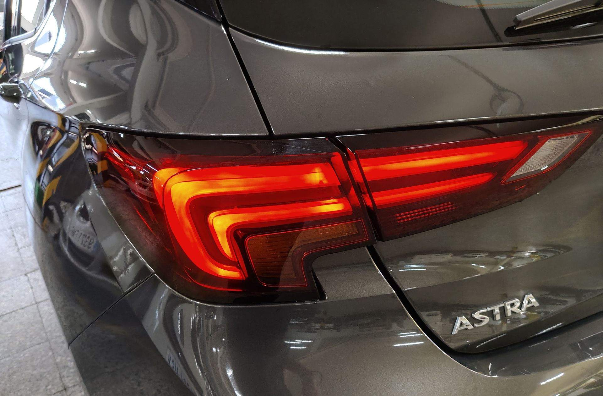 Opel Astra 1.4 Turbo Excellence - foto 13