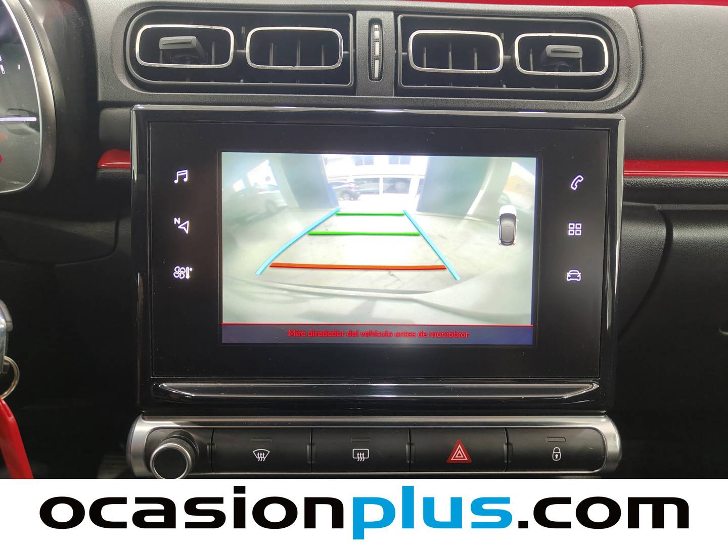 Equipamiento del Citroën C3 Citroen C3 PureTech 82 Shine (82 CV)