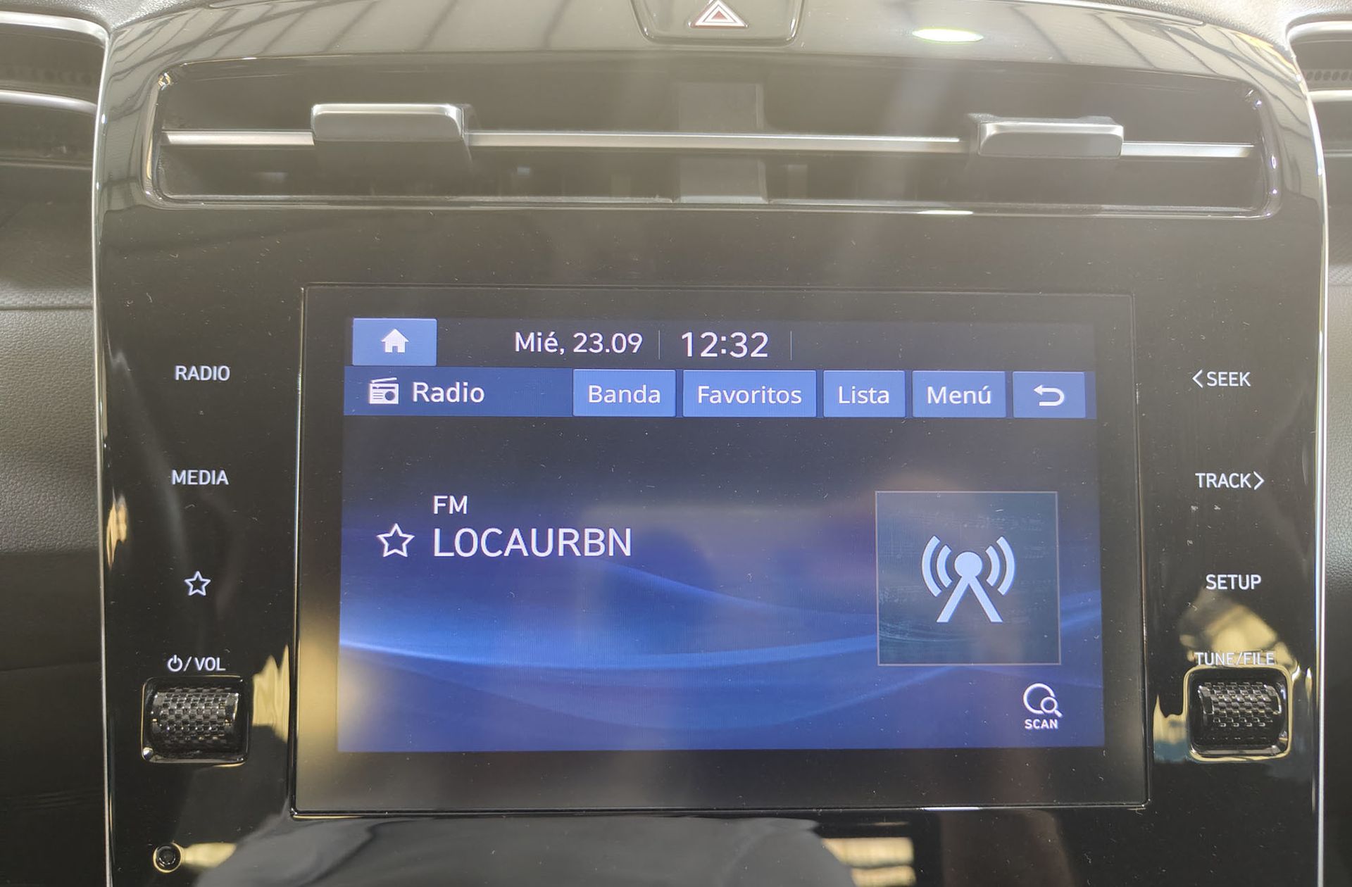 Hyundai Tucson 1.6 CRDi Maxx - foto 35