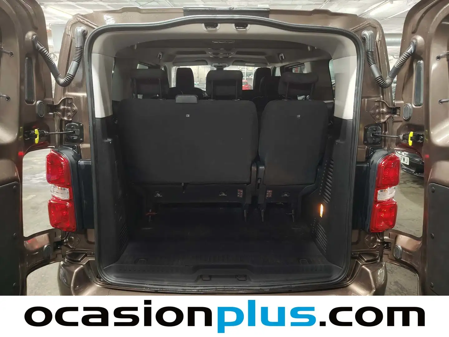 Foto Toyota Proace Verso Toyota Proace Verso Shuttle 2.0D Medio ACT+ Auto 9 Plazas  (177 CV)
