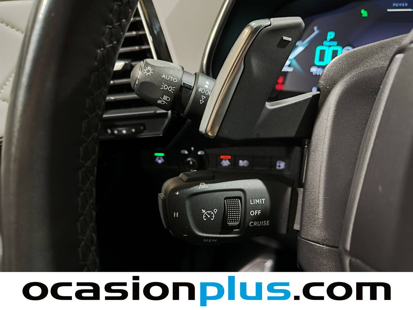 Foto DS DS 7 Crossback E-Tense DS DS7 Crossback E-Tense 225 Grand Chic Auto  (225 CV)