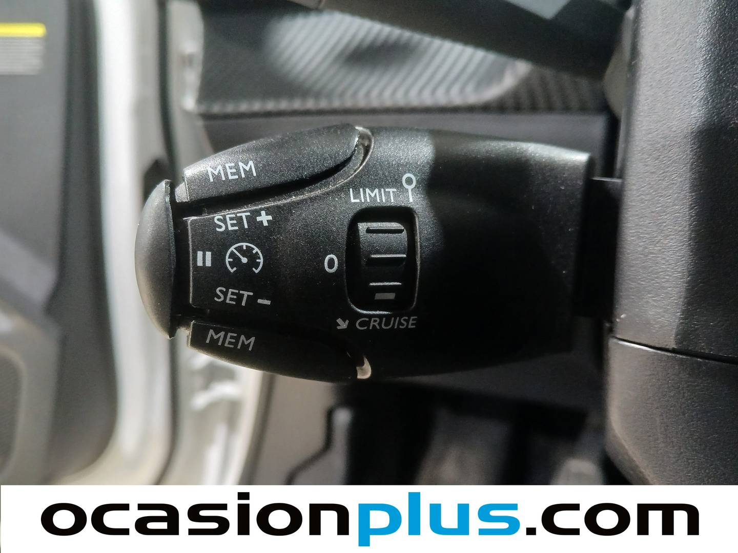 Foto Peugeot 2008 Peugeot 2008 PureTech 100 S&S Allure (100 CV)