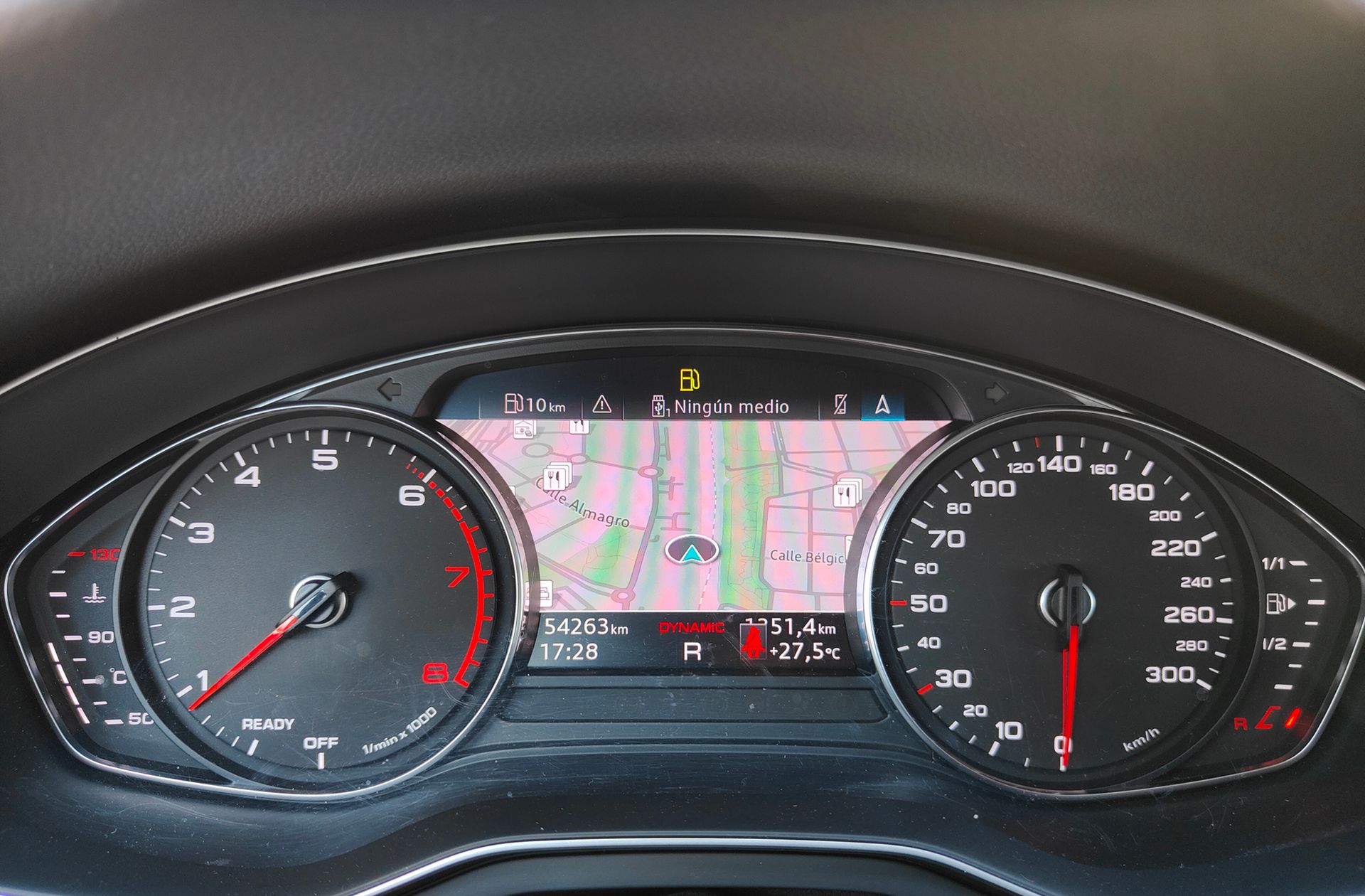 Audi A4 Avant Advanced 35 TFSI S Tronic - foto 23
