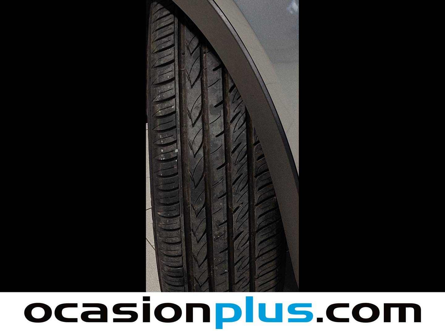 Foto Jeep Avenger Jeep Avenger 1.2 G Summit (100 CV)