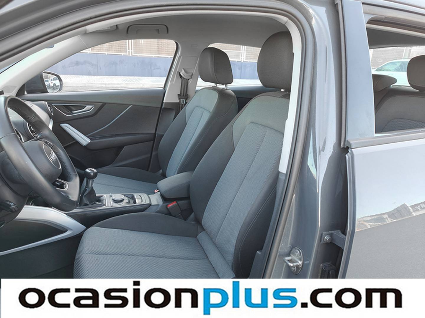 Foto Audi Q2 Audi Q2 design 35 TFSI (150 CV)