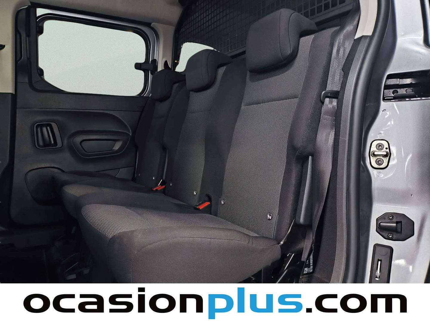 Foto asientos traseros Citroën Berlingo Citroën Berlingo BlueHDi 100 Talla M Live Pack (102 CV)