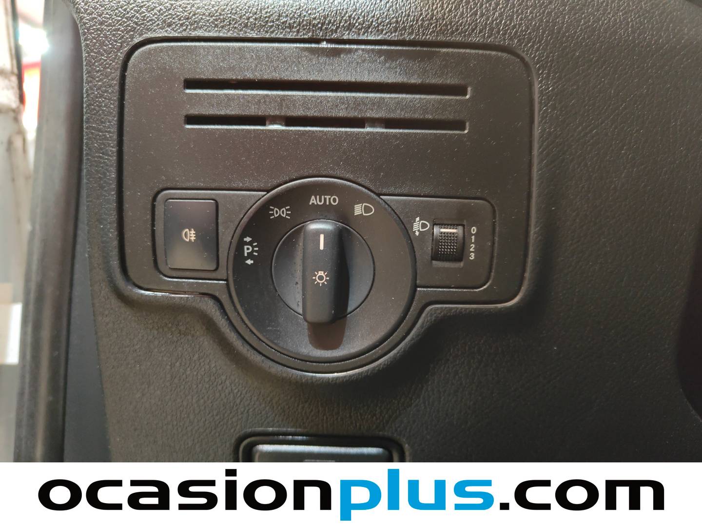 Extras y acabados del Mercedes Vito Mercedes Vito 111 CDI Mixto Larga (114 CV)