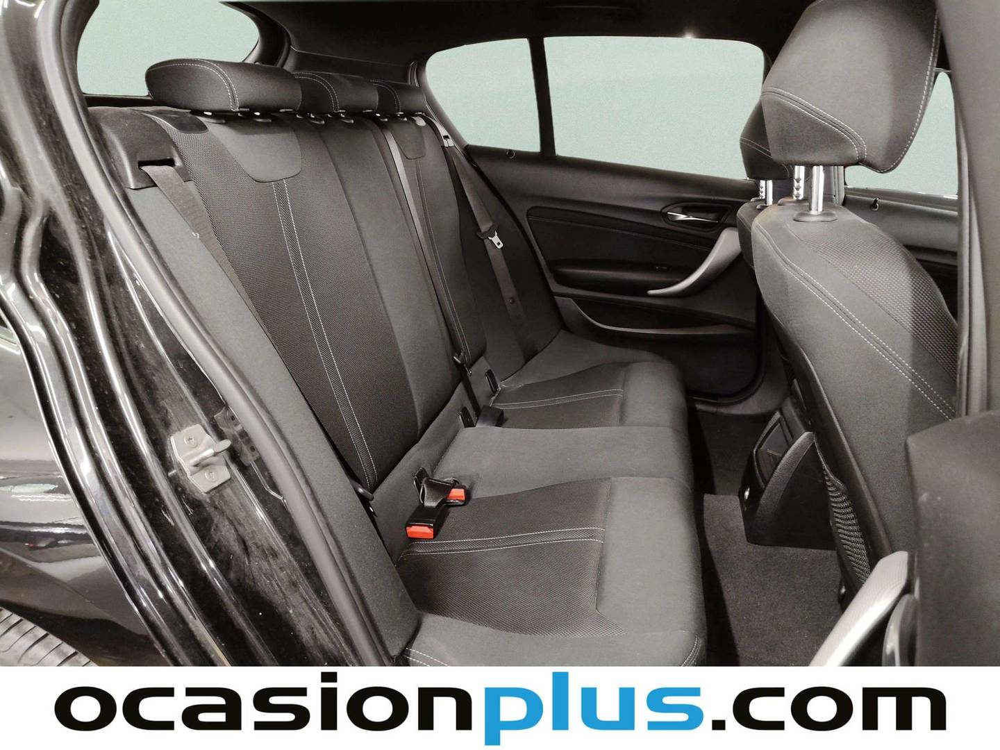Foto asientos traseros BMW Serie 1 BMW Serie 1 118i (136 CV) Pack M