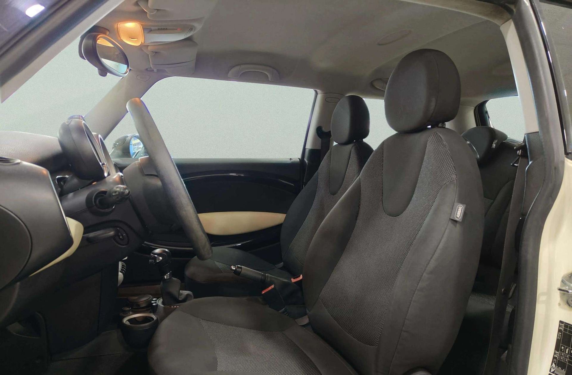 MINI Cooper One - foto 8
