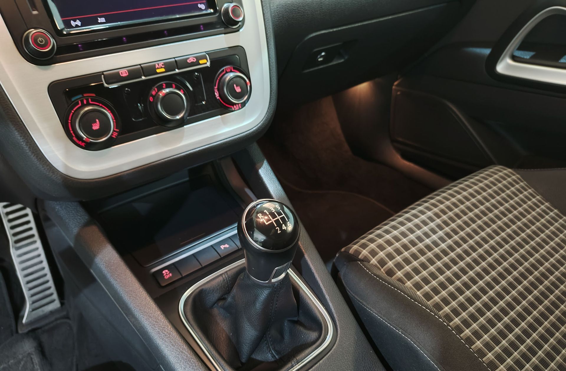 Volkswagen Scirocco by R-Line 1.4 TSI - foto 5