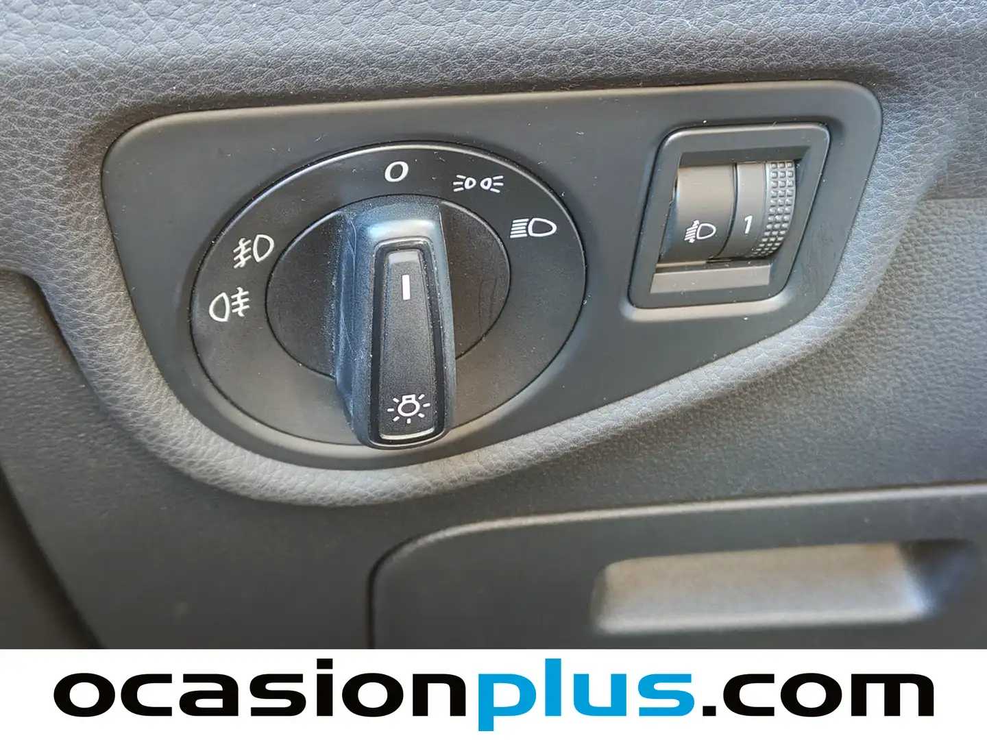 Foto Volkswagen Touran Volkswagen Touran Edition 1.6 TDI BMT (115 CV) 7 Plazas