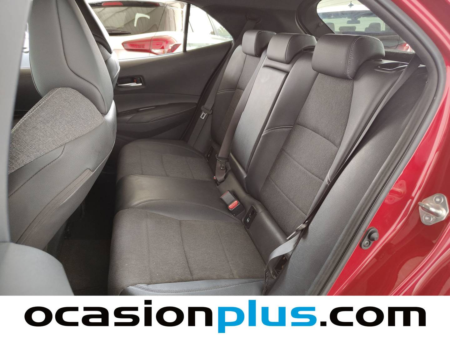 Foto Toyota Corolla Toyota Corolla 2.0 180H Style E-CVT (180 CV)