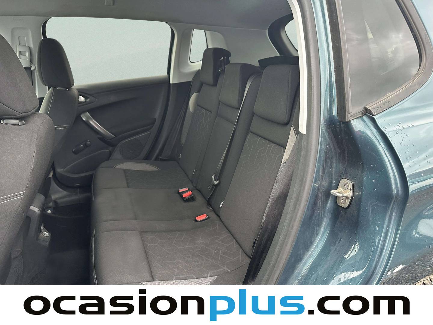 Foto asientos traseros Peugeot 2008 Peugeot 2008 BlueHDi 100 Style (100 CV)