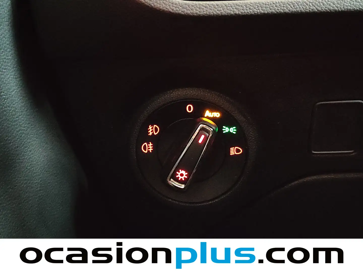 Foto Seat León SEAT León ST ST 2.0 TDI S&S FR Advanced DSG (184 CV)