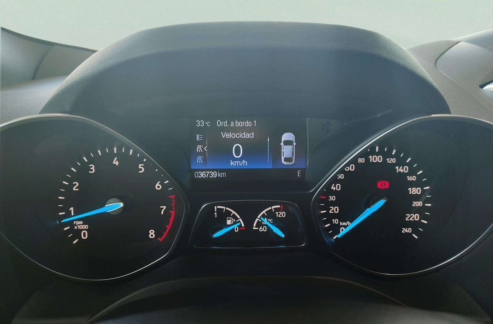 Ford Kuga 1.5 EcoBoost ST-Line Limited Edition 4x2 - foto 31