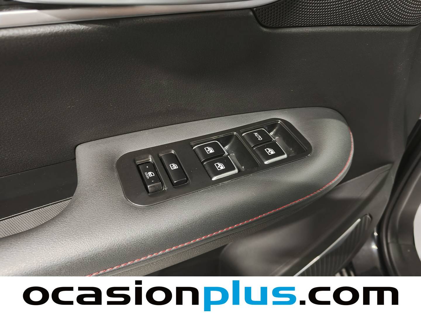 Foto SWM G01 SWM G01 1.5T Luxury (131 CV)